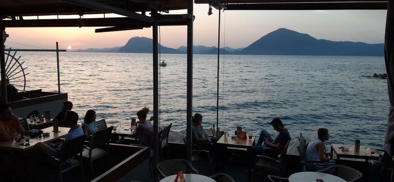 Chryssa - Χρυσα Patras Exterior foto