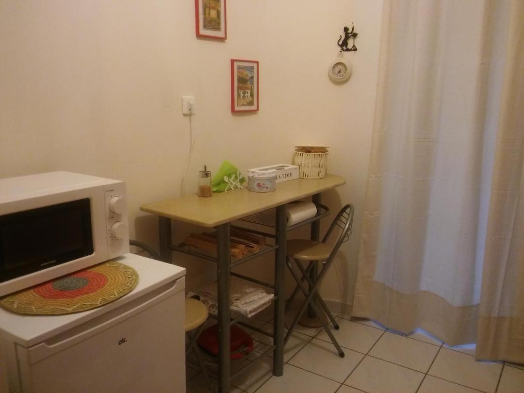 Chryssa - Χρυσα Patras Exterior foto